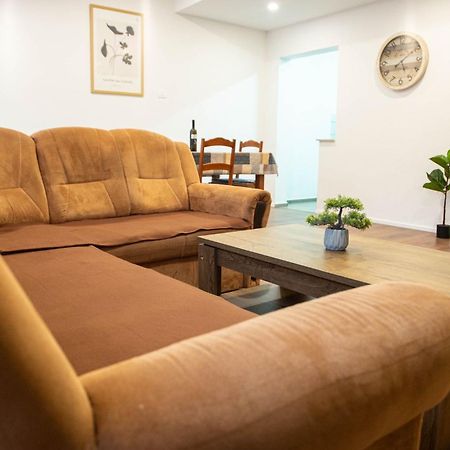 Apartments Jaklin Ровин Екстериор снимка