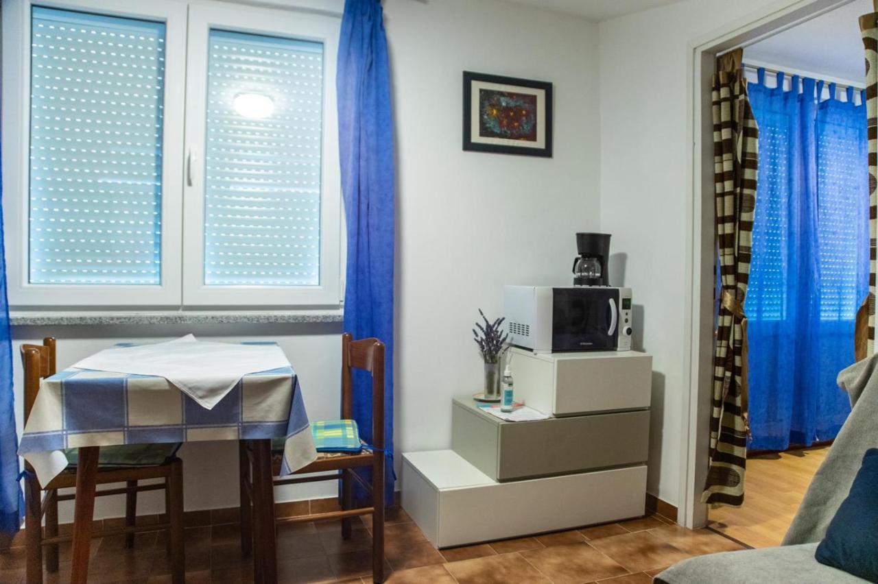 Apartments Jaklin Ровин Стая снимка