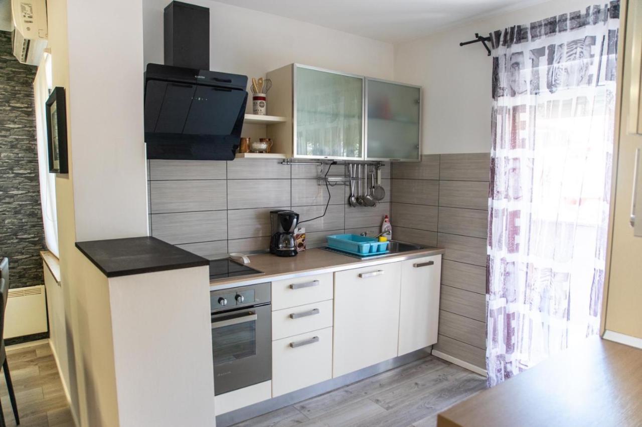 Apartments Jaklin Ровин Екстериор снимка