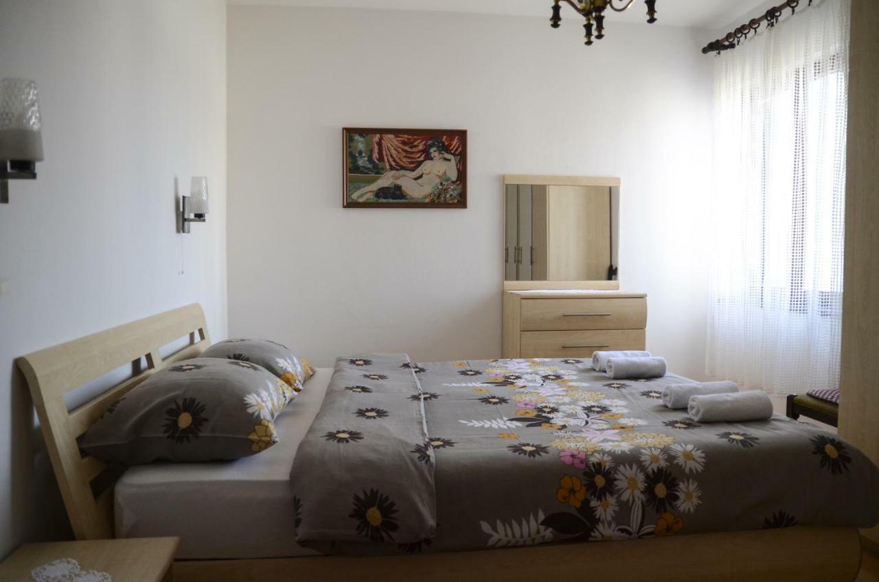 Apartments Jaklin Ровин Екстериор снимка