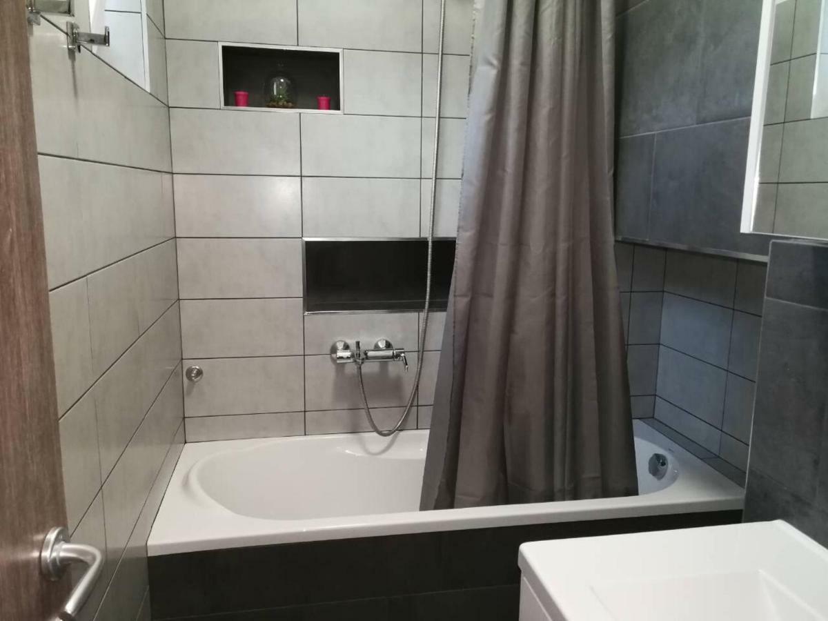 Apartments Jaklin Ровин Екстериор снимка